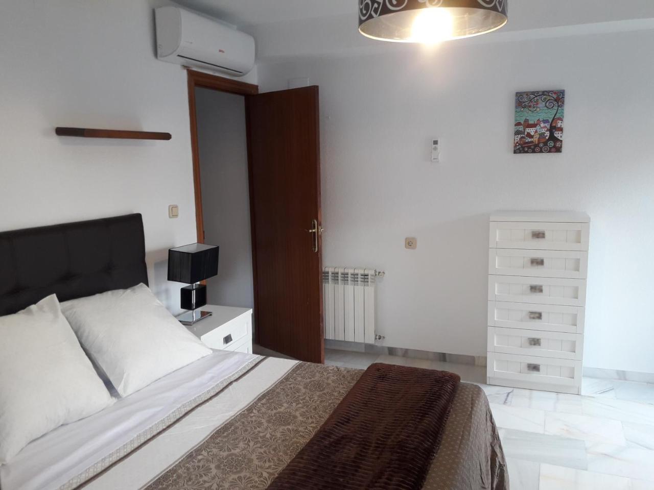 Apartamentos Sol Real 1 Ubeda  Bagian luar foto